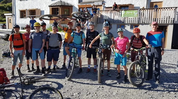 Share and Care: Alpine Wegepflege und MTB Fahrtechnik  | © DAV Heidelberg/Verena Stitzinger